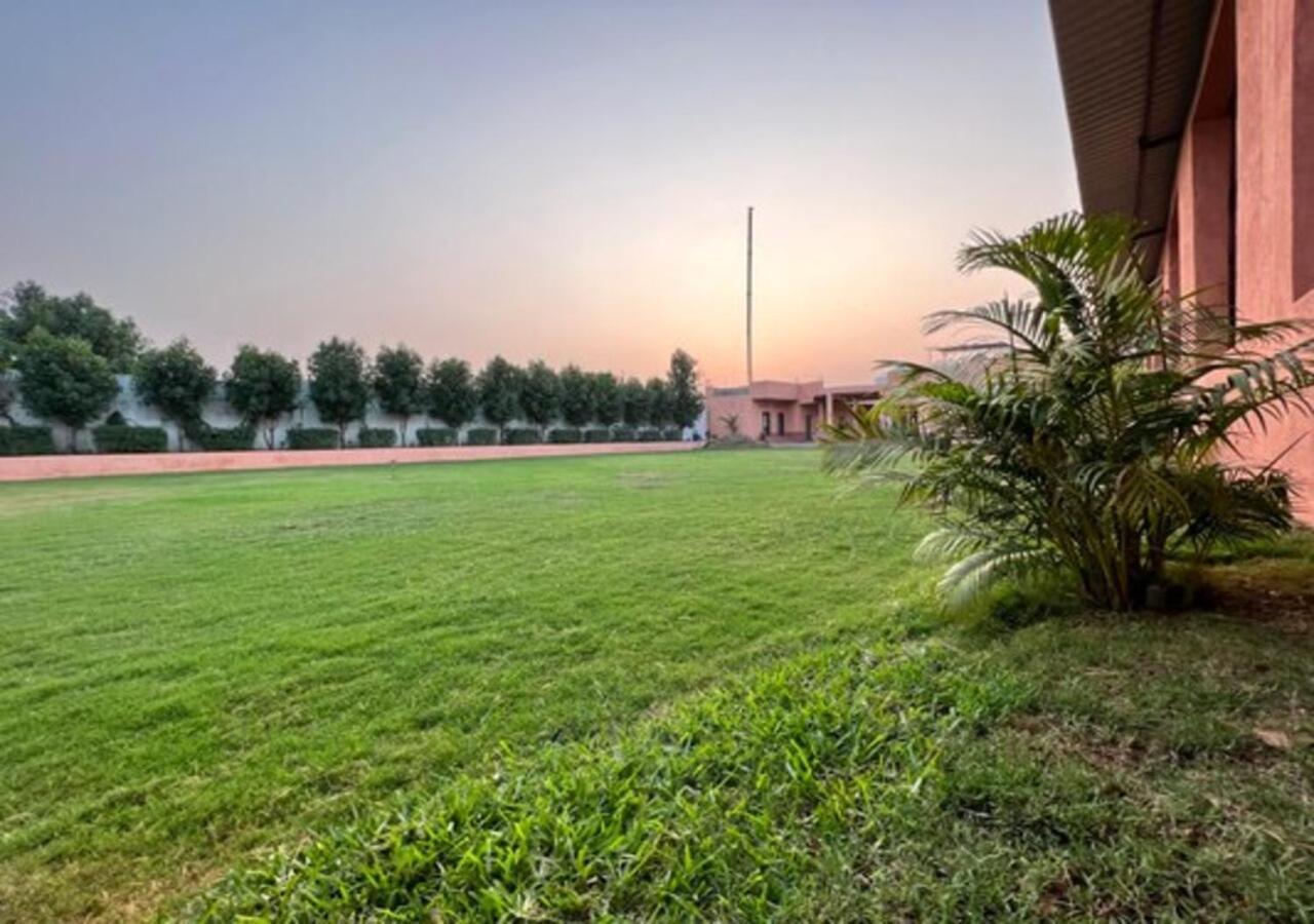 One Earth Santu Eco Resort バーヴナガル エクステリア 写真